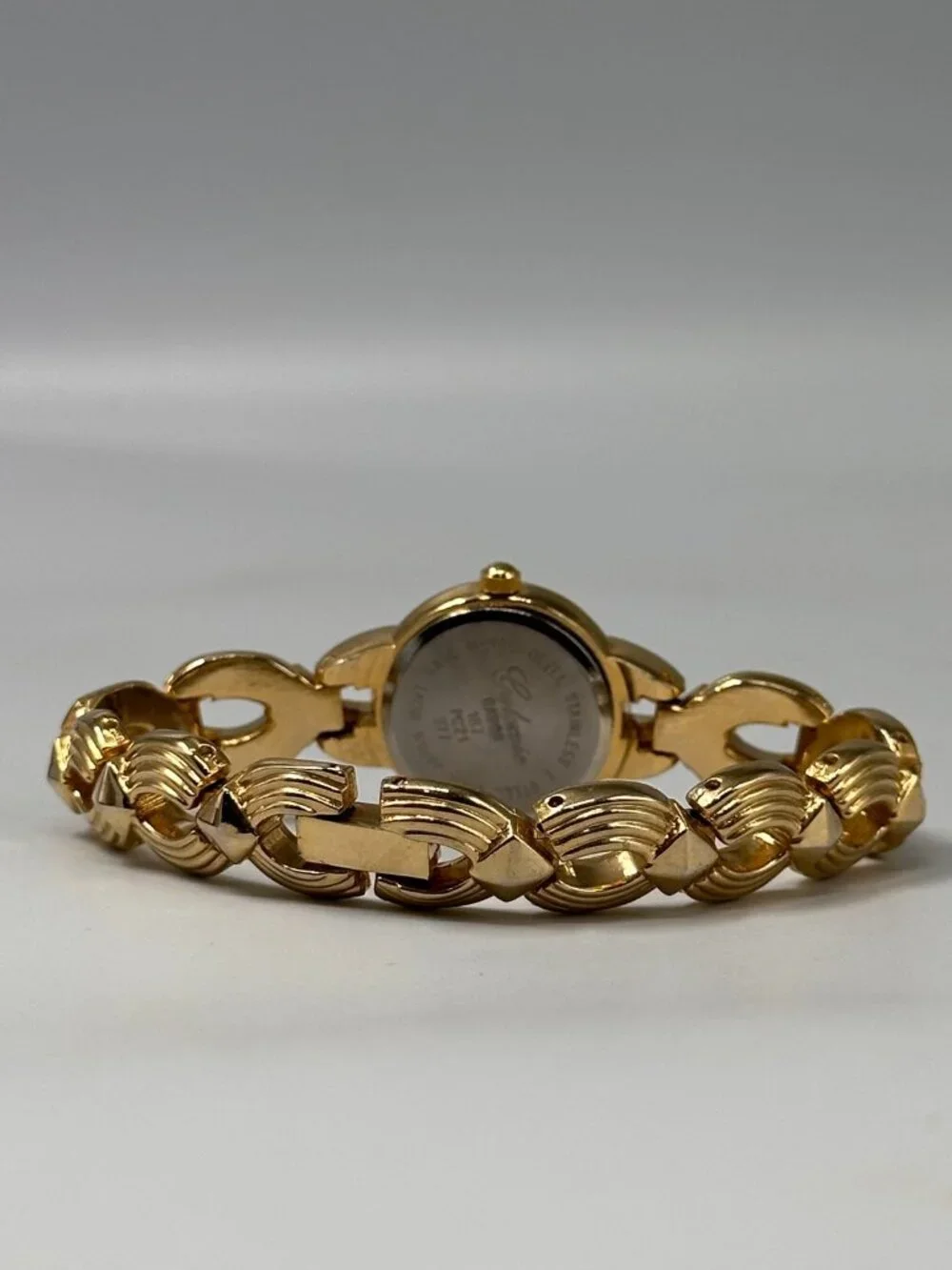 Vintage Galaxie Women Watch Gold Tone Mother of Pearl Dial New Battery 6.5